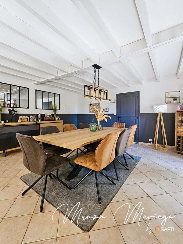 Maison - 216 m² - 5 pièces