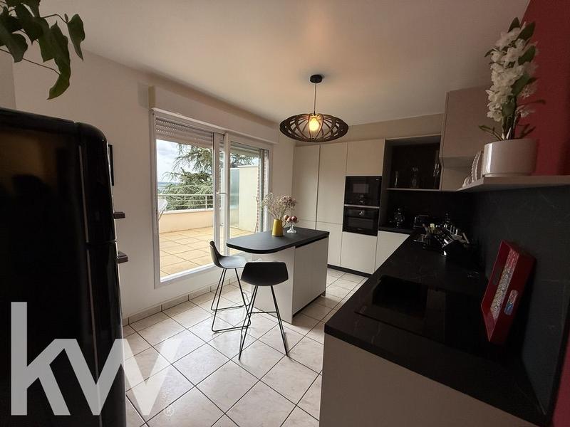 Appartement - 121 m² - 4 pièces