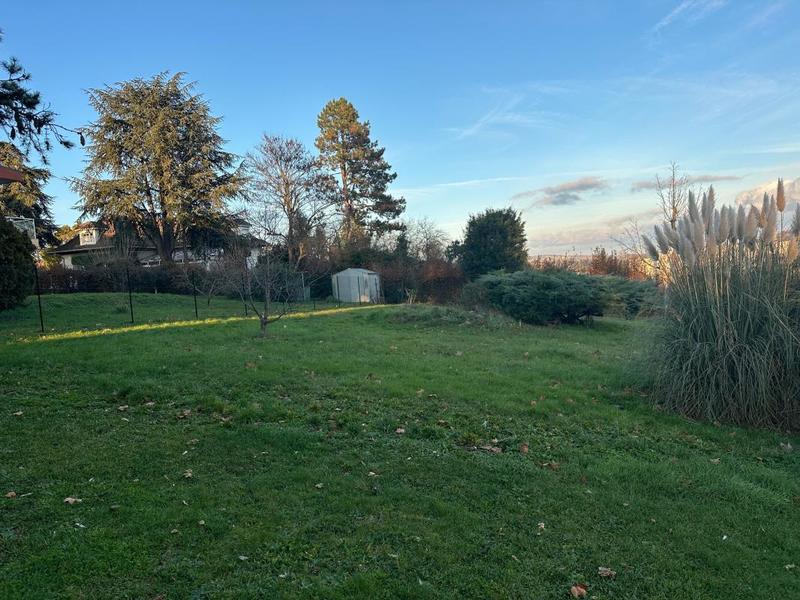 Terrain constructible - 612 m²