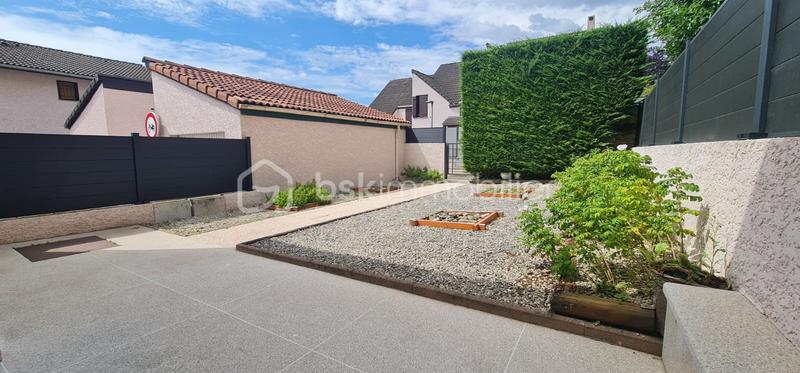 Duplex - 92 m² - 5 pièces