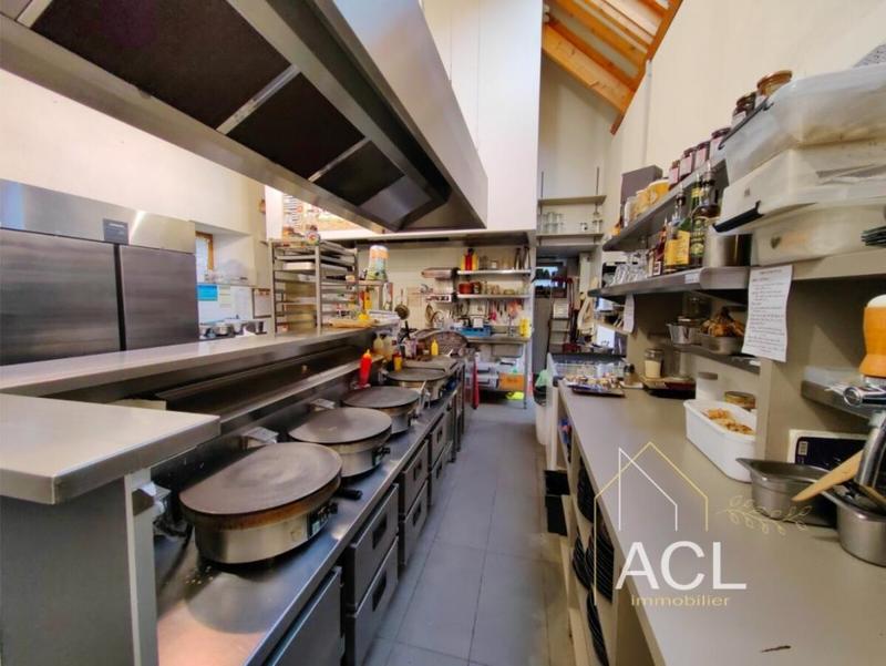 Local commercial - 317 m²