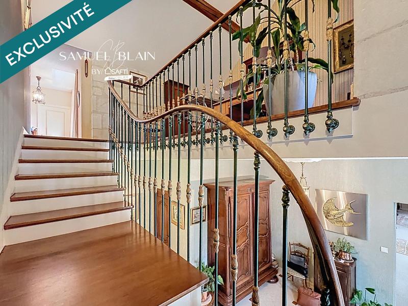 Maison de maîtres - 260 m² - 10 pièces