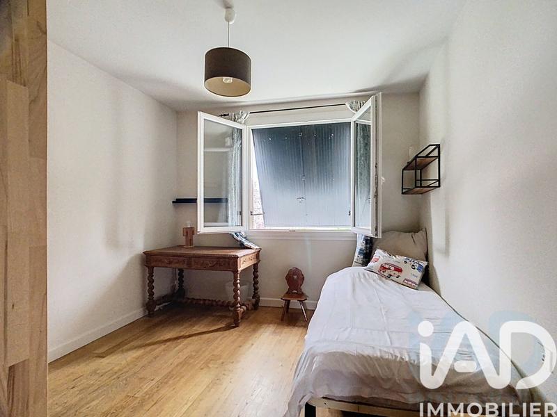 Maison - 198 m² - 7 pièces