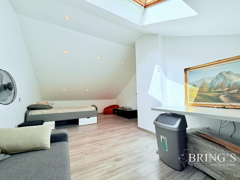 Maison - 145 m² - 5 pièces