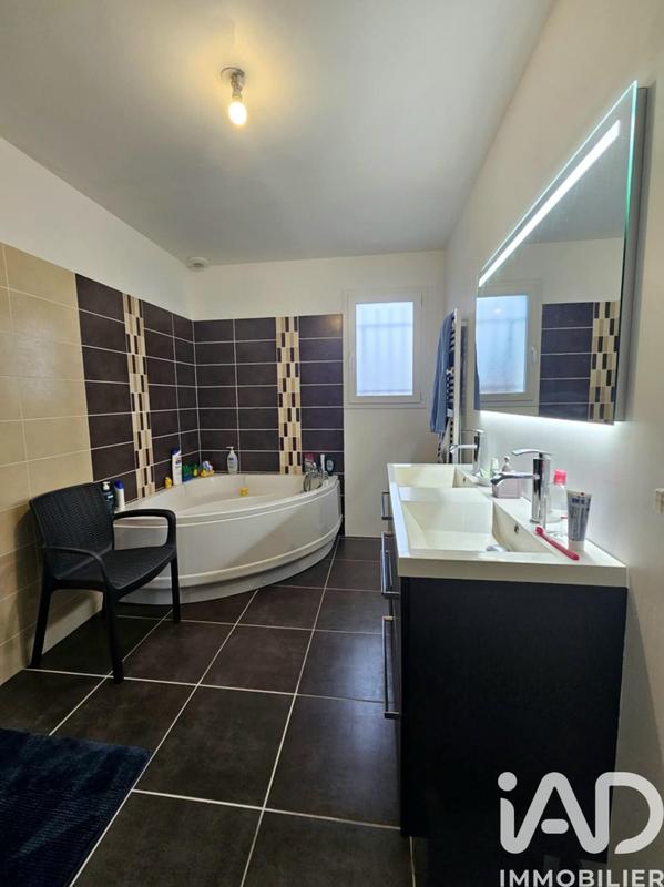 Maison - 139 m² - 6 pièces