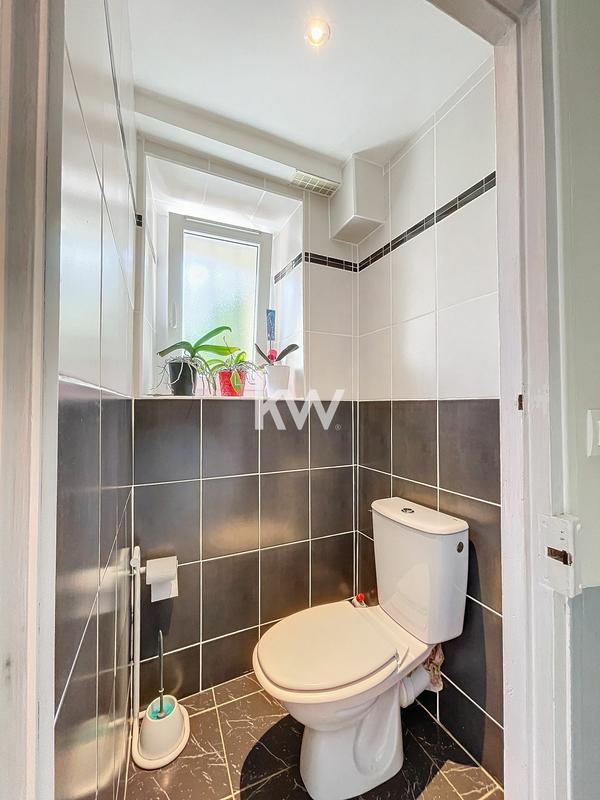 Maison de ville - 111 m² - 5 pièces