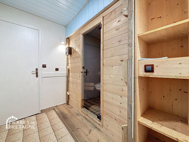 Longère - 270 m² - 10 pièces