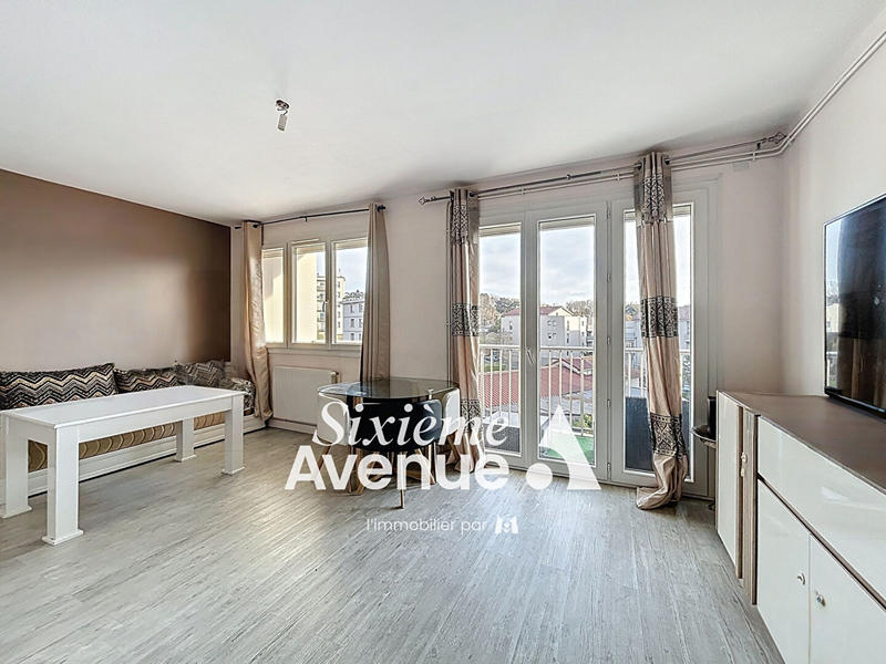 Appartement - 74 m² - 4 pièces