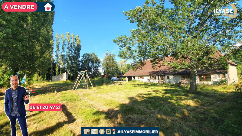 Maison - 220 m² - 8 pièces