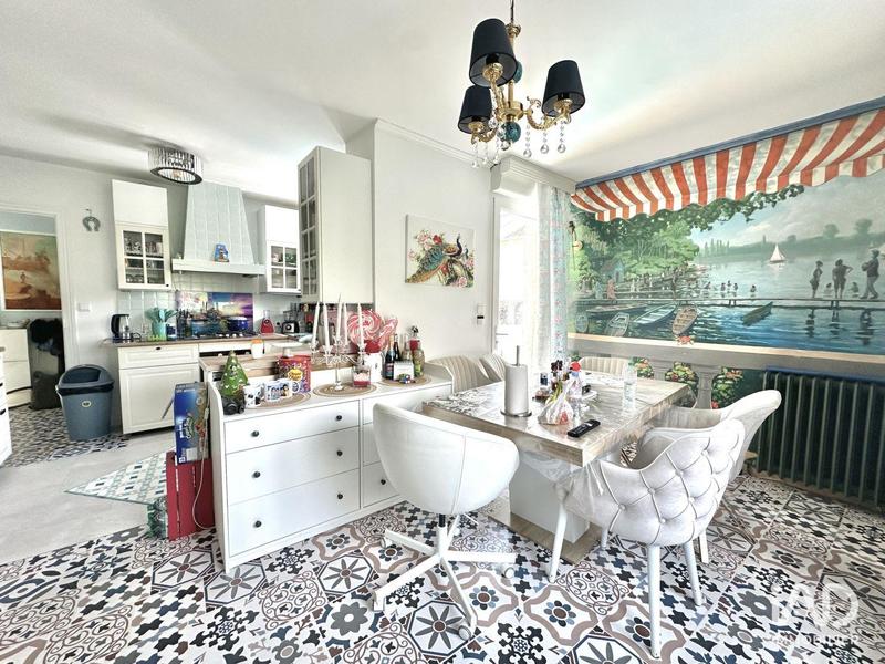 Maison - 122 m² - 4 pièces