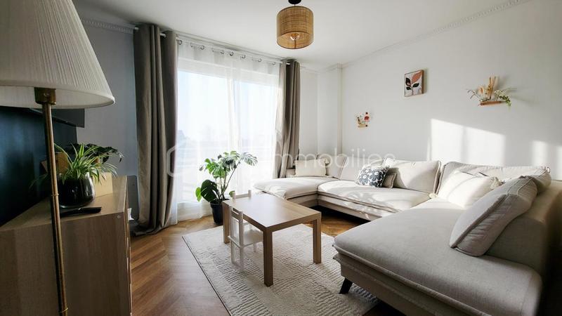 Appartement - 96 m² - 5 pièces