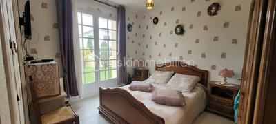 Maison - 86 m² - 5 pièces