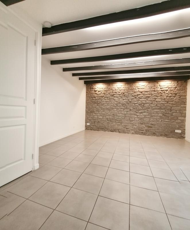 Villa - 80 m² - 5 pièces