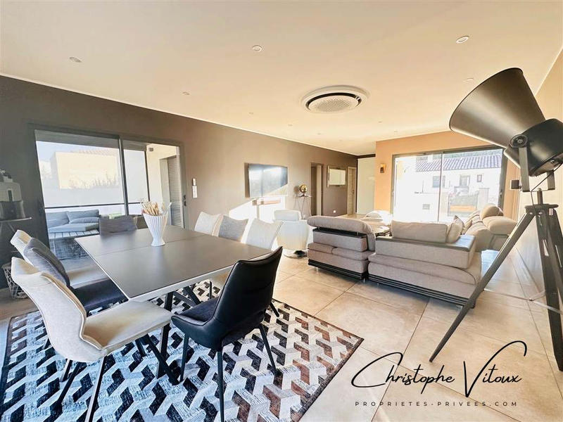 Villa - 145 m² - 6 pièces