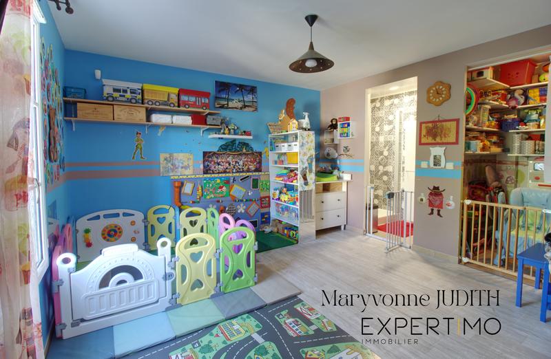 Maison - 158 m² - 6 pièces