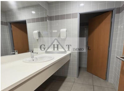 Entrepôt - 1 113 m²