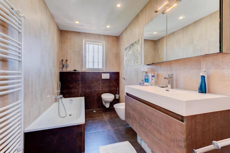 Villa - 137 m² - 5 pièces