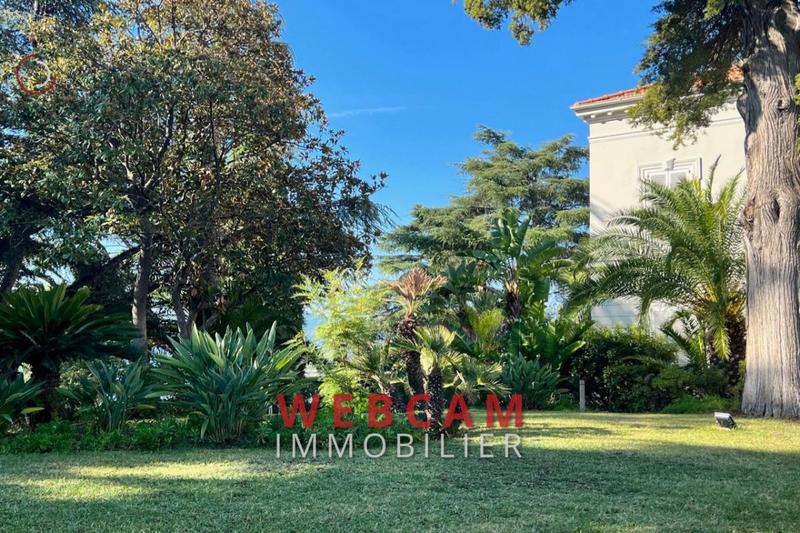 Studio - 38 m² - 1 pièce