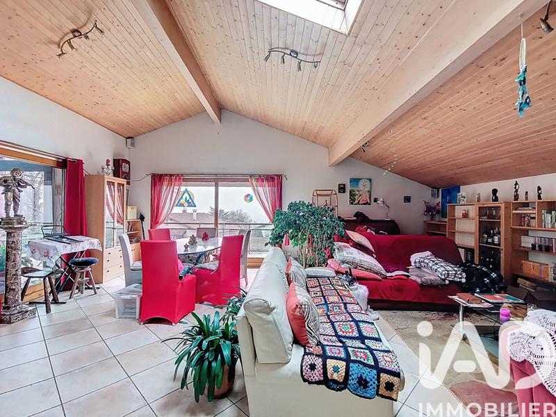 Maison - 190 m² - 9 pièces