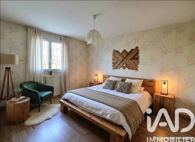 Maison - 98 m² - 6 pièces