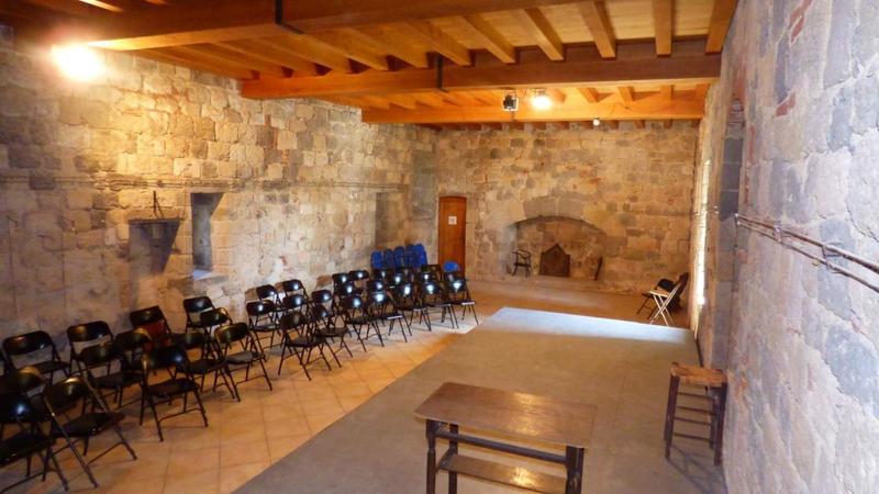 Château - 120 m² - 4 pièces