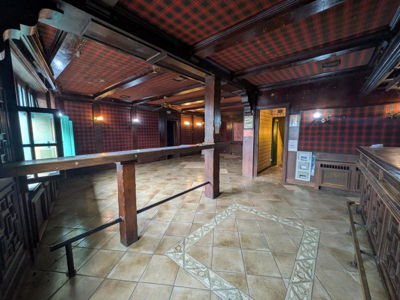 Maison - 180 m² - 3 pièces