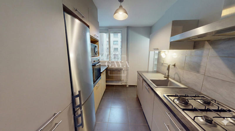 Appartement - 70 m² - 4 pièces