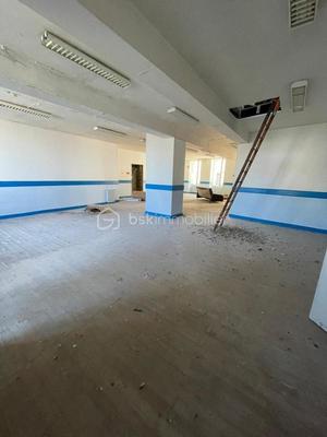 Maison de ville - 500 m² - 7 pièces