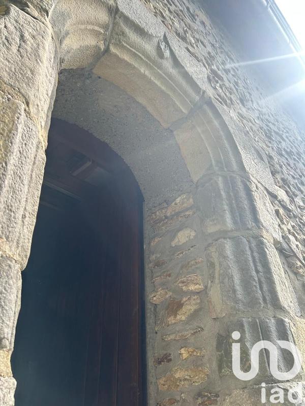 Maison - 246 m² - 9 pièces