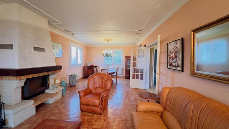 Maison - 156 m² - 6 pièces