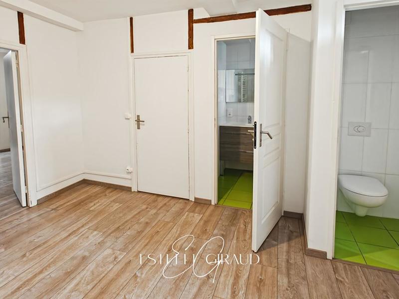 Maison - 97 m² - 5 pièces