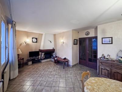 Maison - 86 m² - 4 pièces