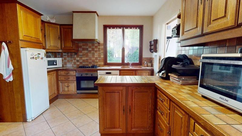 Maison - 140 m² - 5 pièces