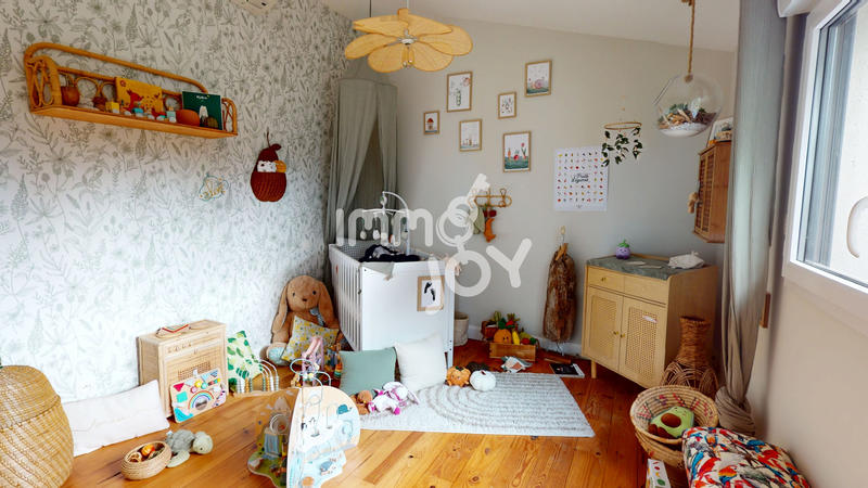 Maison - 152 m² - 6 pièces