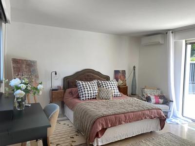 Villa - 180 m² - 6 pièces