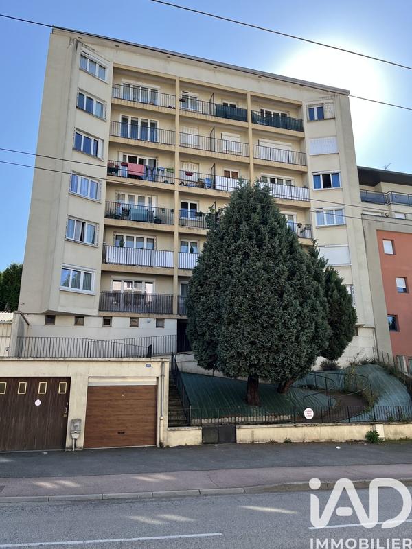 Appartement - 70 m² - 3 pièces