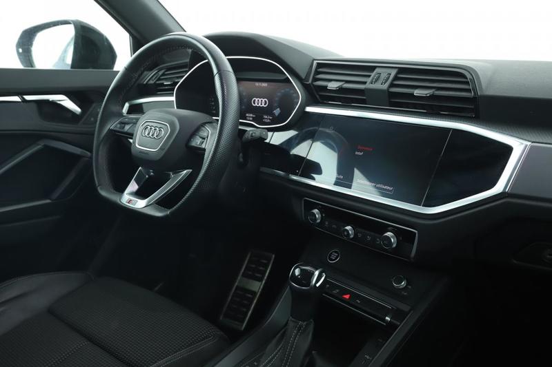 Audi Q3 35 Tfsi s line s tronic 7 150