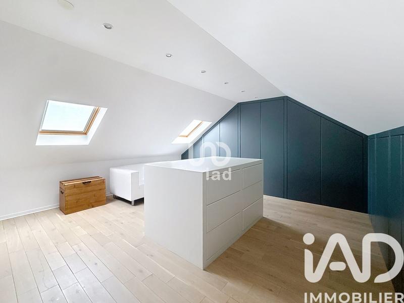 Maison - 290 m² - 7 pièces