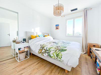 Maison - 93 m² - 4 pièces