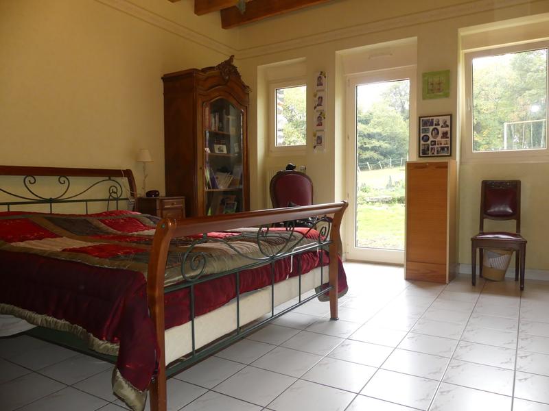 Maison - 203 m² - 7 pièces