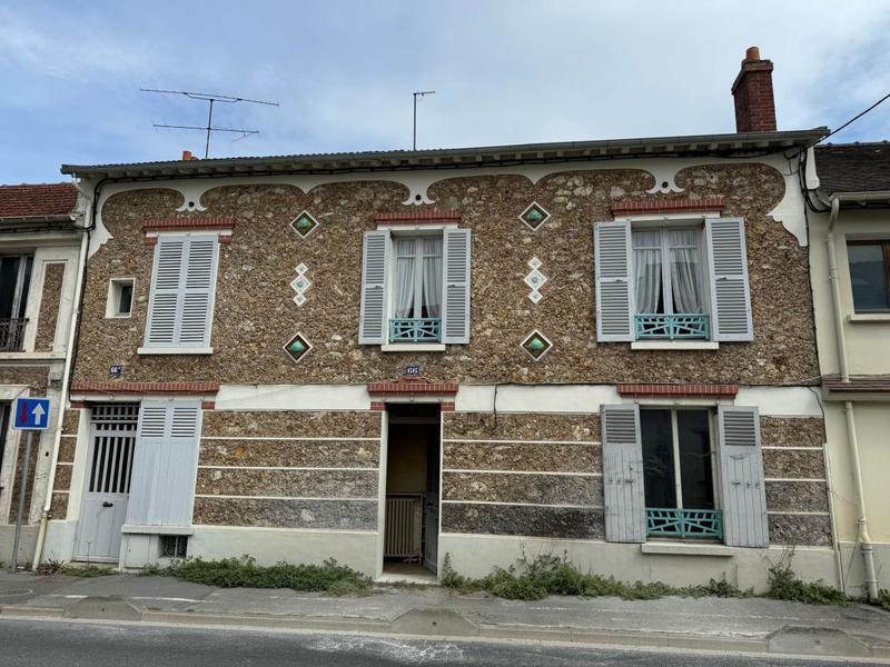 Maison - 94 m² - 4 pièces