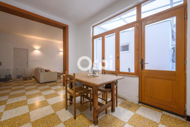 Immeuble - 8 pièces