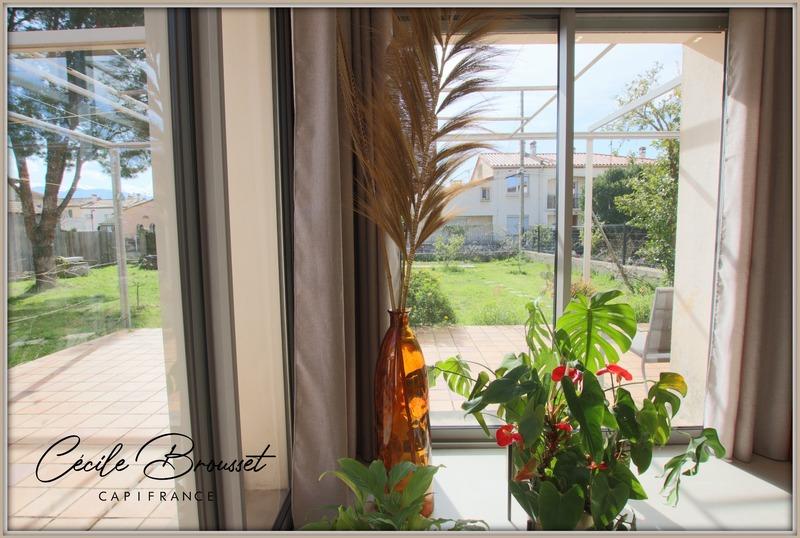 Propriété - 259 m² - 10 pièces