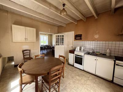 Maison - 92 m² - 4 pièces