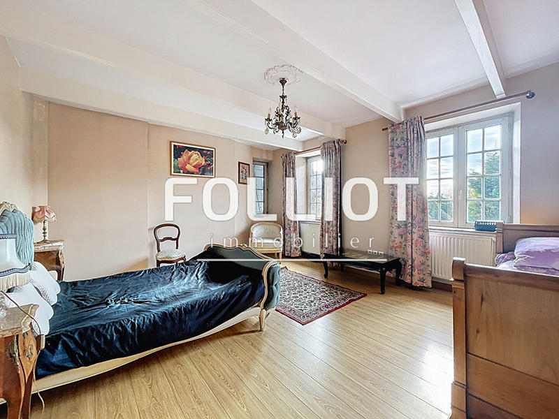 Maison - 276 m² - 7 pièces