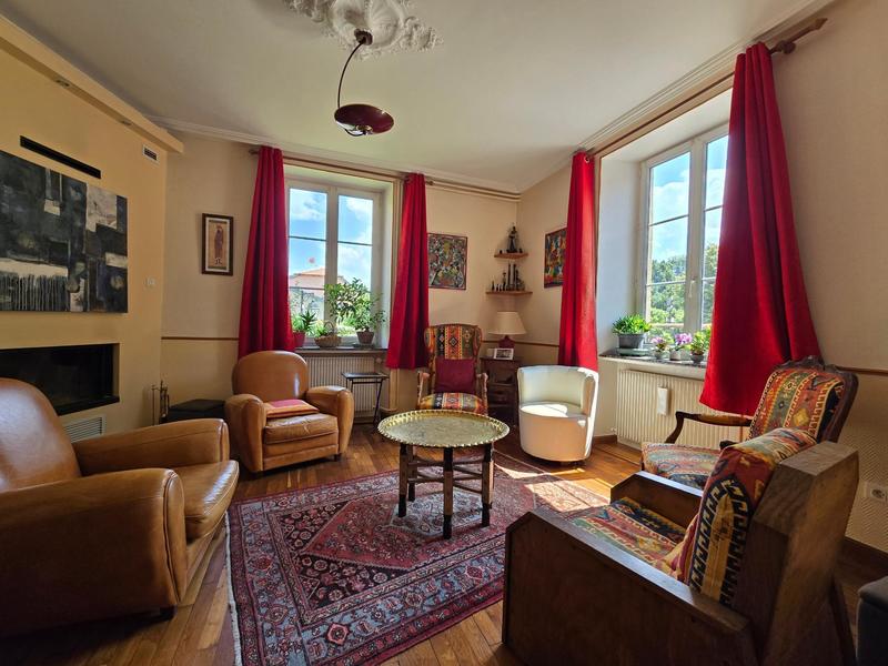 Maison de maîtres - 361 m² - 11 pièces