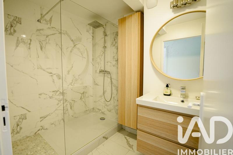 Appartement - 75 m² - 3 pièces