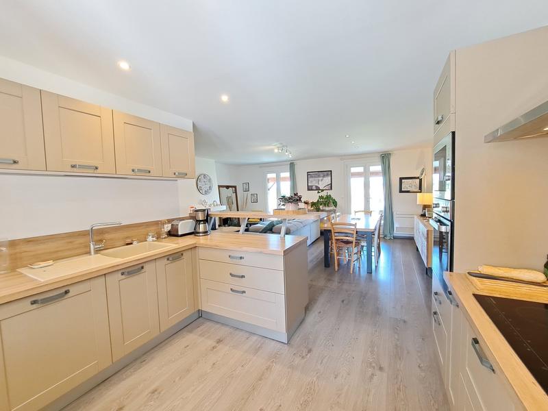 Maison - 136 m² - 6 pièces