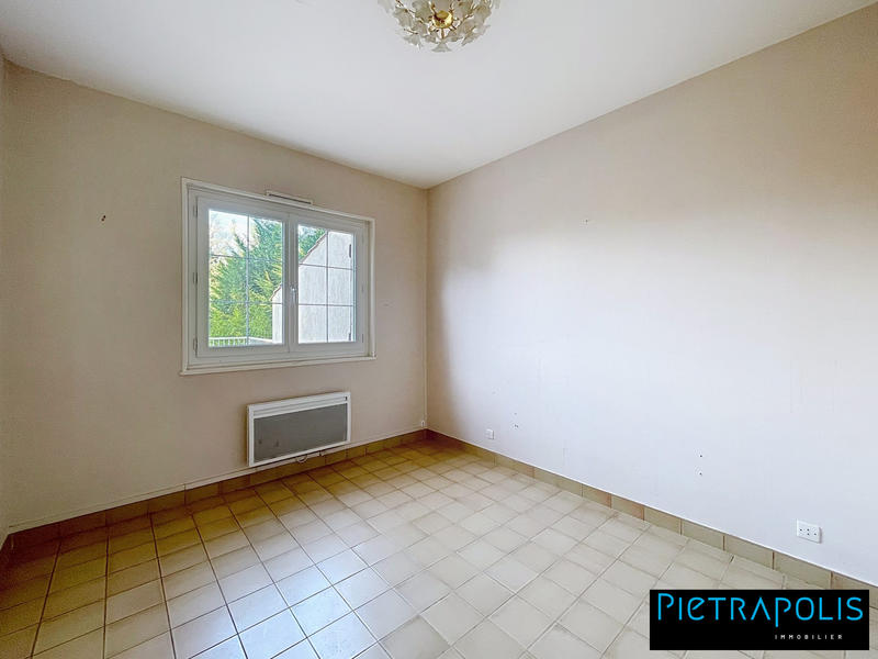 Maison - 245 m² - 10 pièces