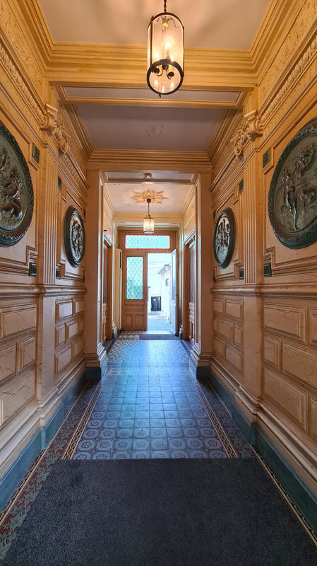 Appartement - 96 m² - 5 pièces